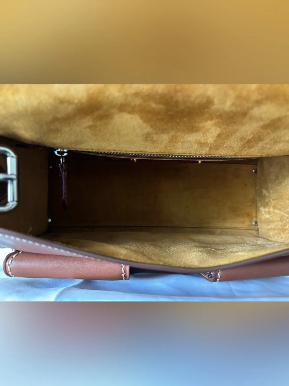 Coach Cargo Western Turnlock Tabby - Burnished Amber - Picture 9 of 13